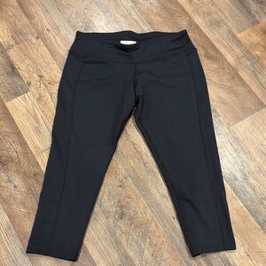 Columbia Black Cropped Leggings
